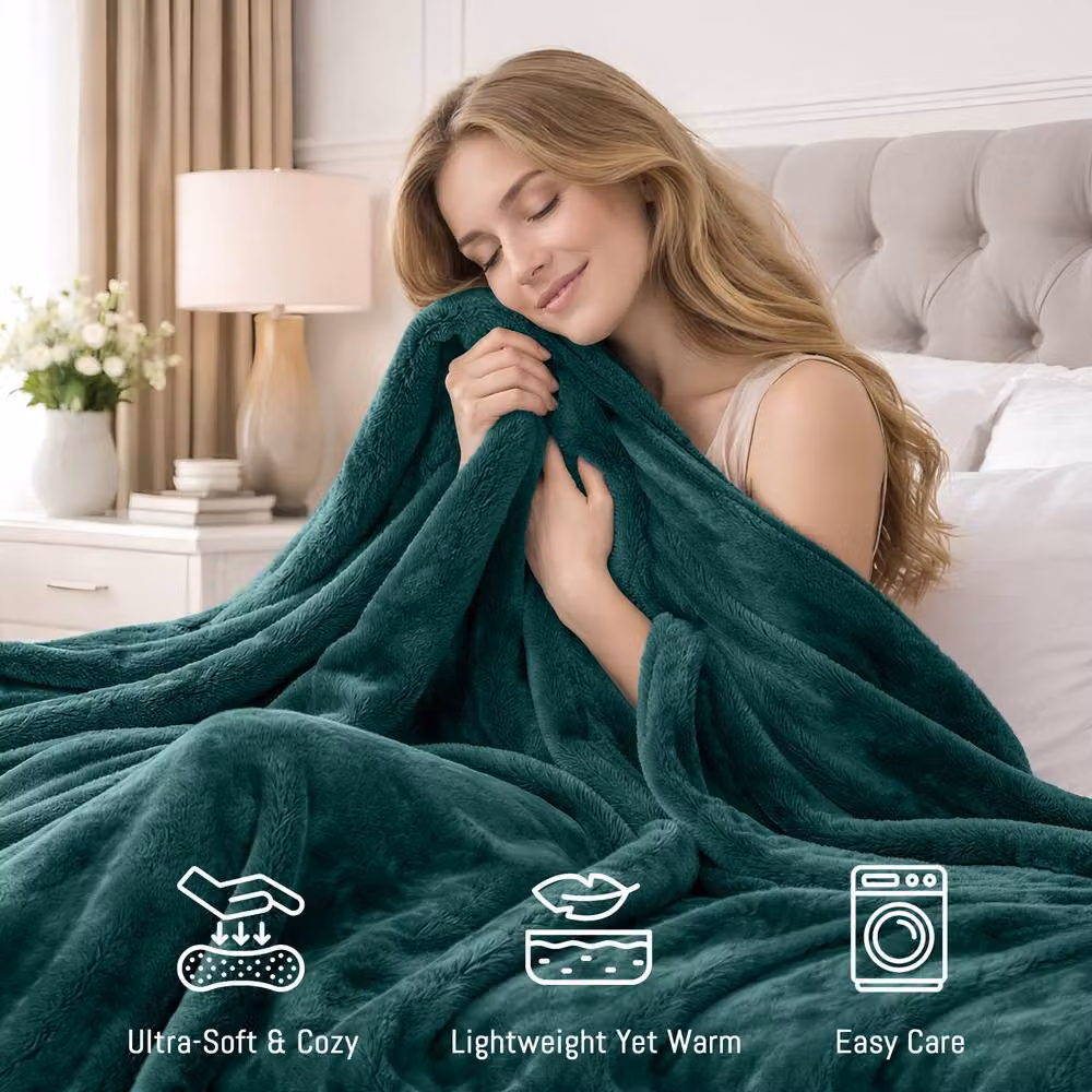 Pamposh Reversible Flannel Fleece Blanket in Green – 4