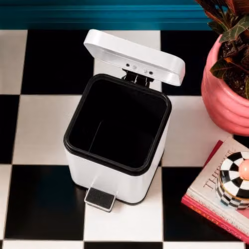 Harbour Housewares 3L Square Stainless Steel Pedal Bin with Removable Inner Bucket in White – 5