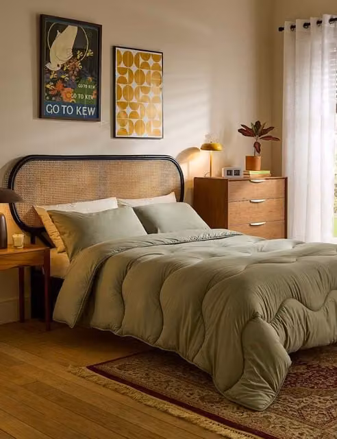 Nightlark 4.5 Tog Microfibre Coverless Summer Duvet and Pillowcase Set in Olive Green