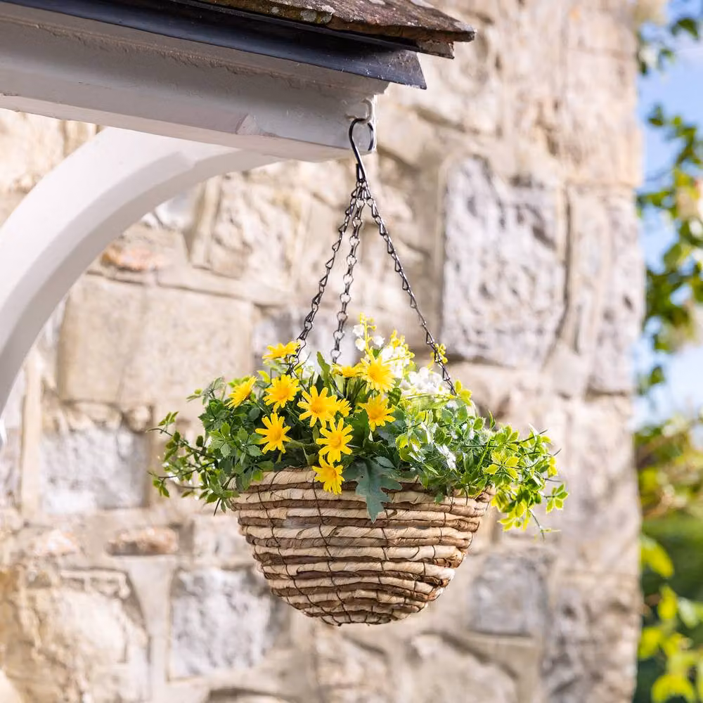 Christow Artificial Daisy Woven Hanging Basket in Yellow and Pink, UV Resistant Floral Foliage, Diameter: 25 cm – 5