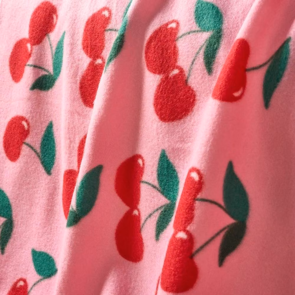 Pawnora Pink Cherry Print Soft Fleece Throw Blanket – 2