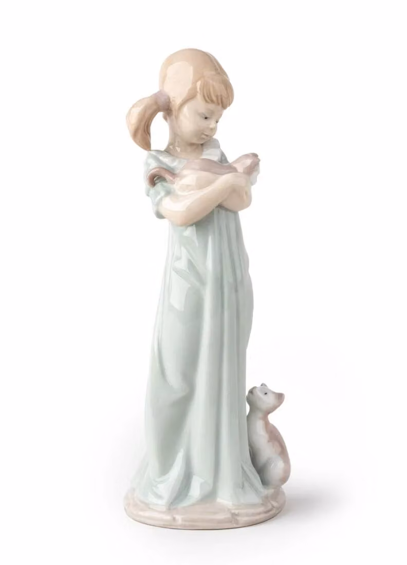 Lladró Dont Forget Me Girl Multicolour Porcelain Figurine