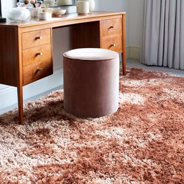 The Rug Shop UK Pink Modern Hand Made Plain Polyester Area Rug W/D/H: 140 x 200 cm – 1