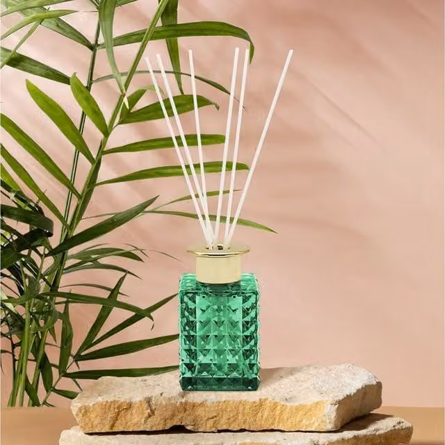 Kingsbury Gifts Oud and Bergamot Reed Diffuser, 120ml, Green Geometric Glass Bottle