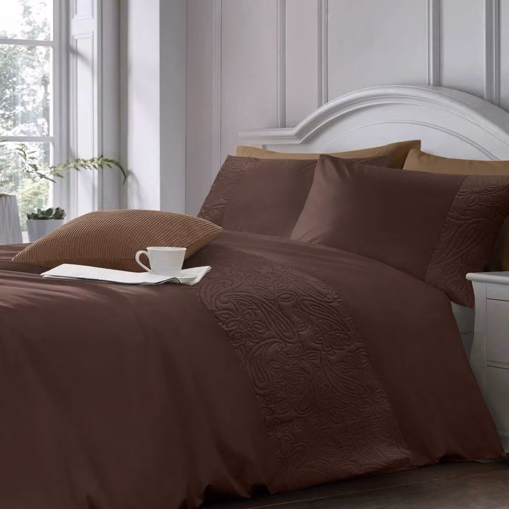 Intimates Alexis Duvet Cover and Pillowcase Set in Brown, W/D/H: 200 x 200 cm – 2