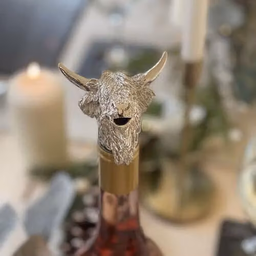 Selbrae House Highland Cow Wine Bottle Pourer in Silver – 4