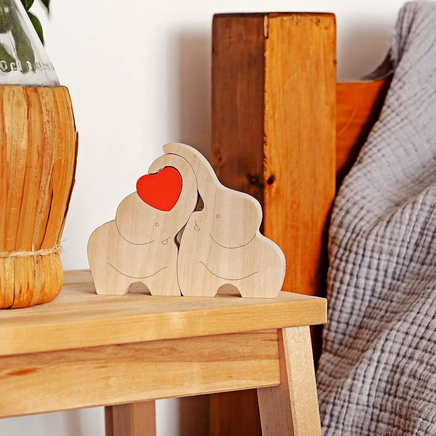 Novecrafto Wooden Elephant Couple Figurine with Red Heart in Natural Brown and Sand – 2