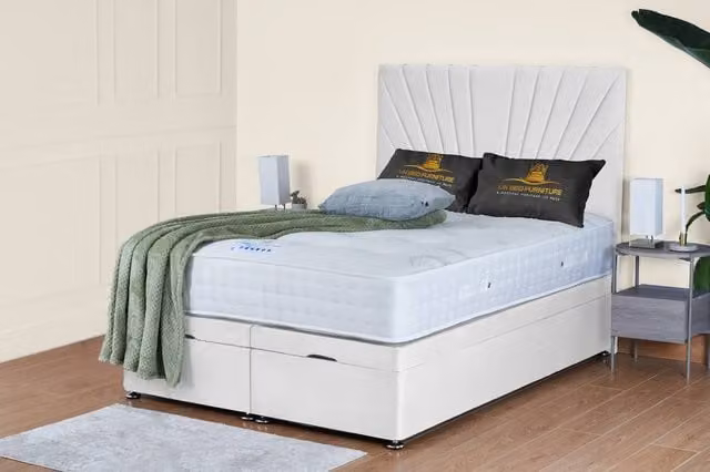UK Bed Furniture Sunrise End Lift Divan Ottoman Bed with 54 Inch Headboard in White, W/D/H: 140 x 200 cm