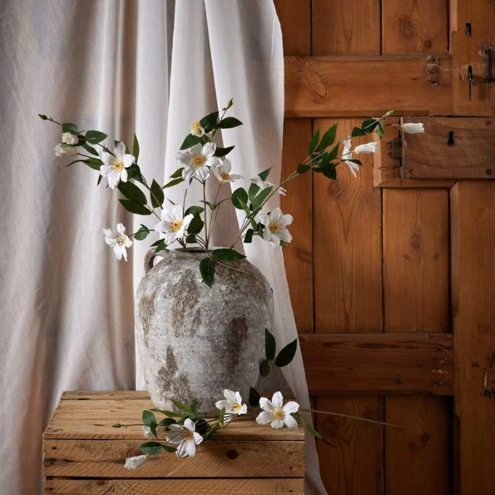 Lemon Pavilion Furniture and Decor Florida Clematis White Plastic Decor W/D/H: 25 x 25 x 77 cm – 3