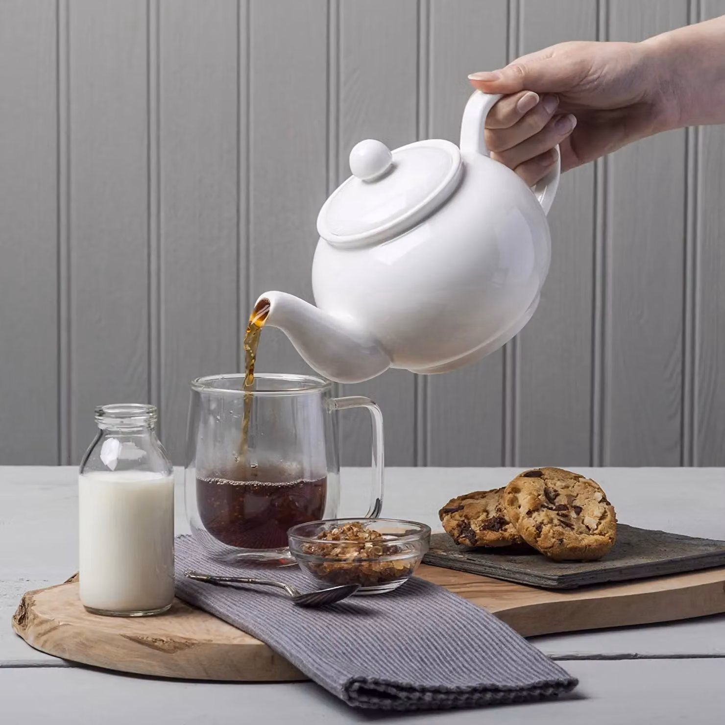 WM Bartleet & Sons 1750 T190 Traditional Porcelain Teapot, 900ml, White – 2