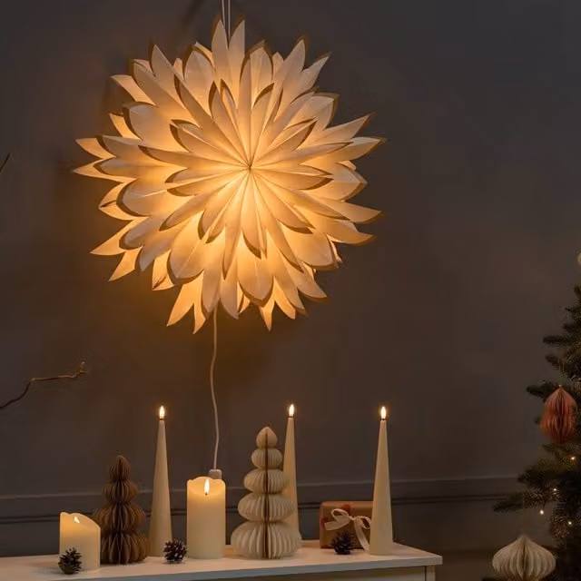 Wyld and Coco Hanging Star Light Off-White Paper Pendant in White – 1