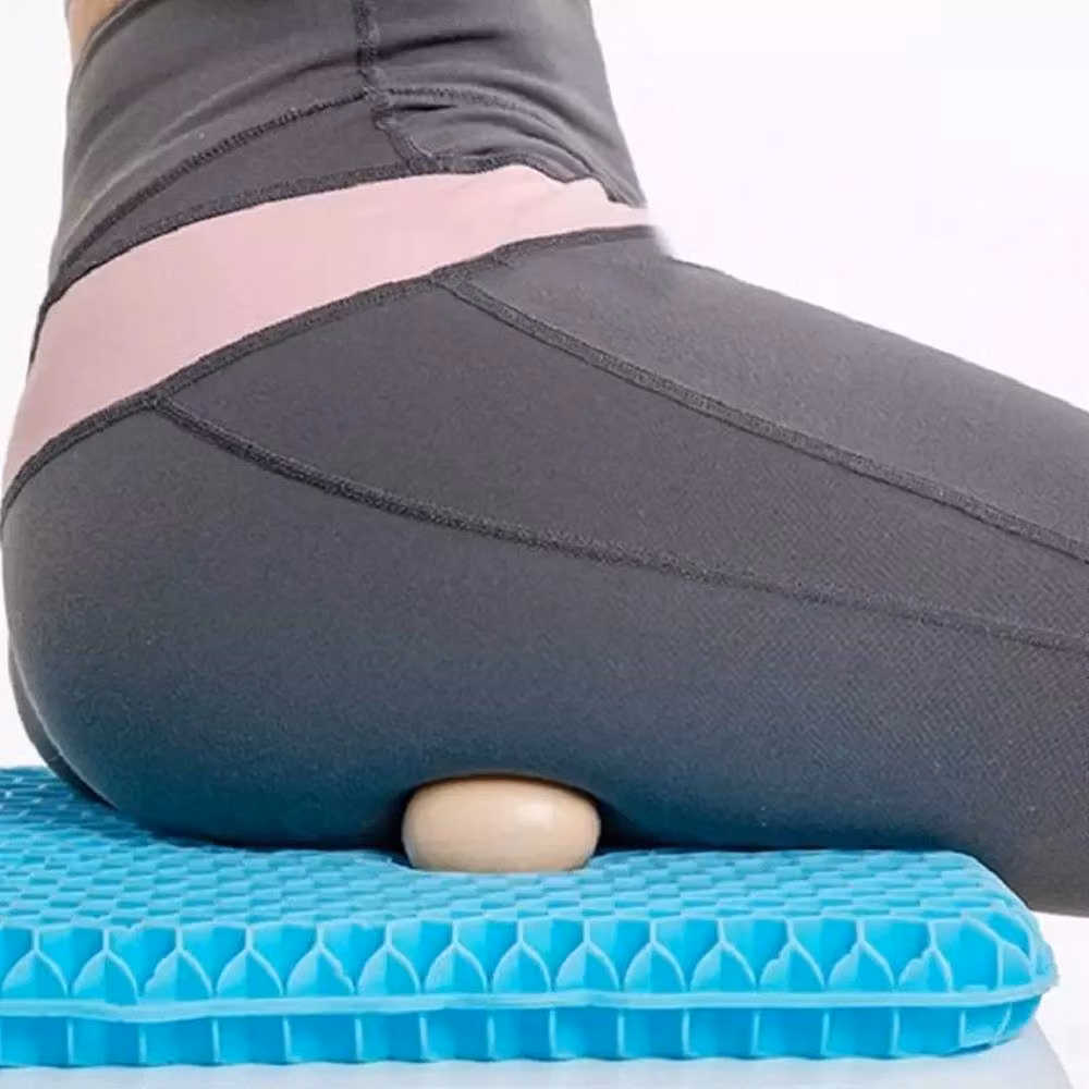 FLAVORA Large Ergonomic Gel Seat Cushion for Lower Back Pain Relief in Blue, W: 190 cm, D: 100 cm – 3