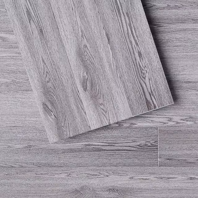 Komore 14 Piece Wood Look SPC Vinyl Flooring in Grey
