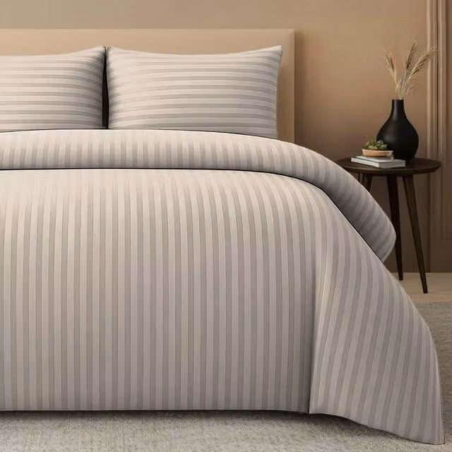 Pamposh Reversible Satin Striped Microfibre Duvet Cover and Pillowcase Set in Beige, W/D/H: 180 x 200 cm