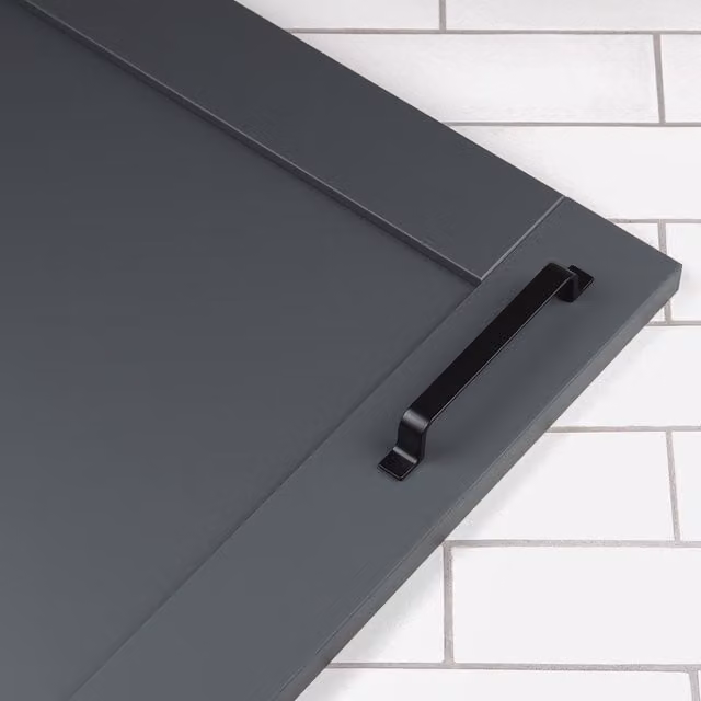 Matt Black Strap Style Bar Cabinet Handle in Zinc, 16.5 cm