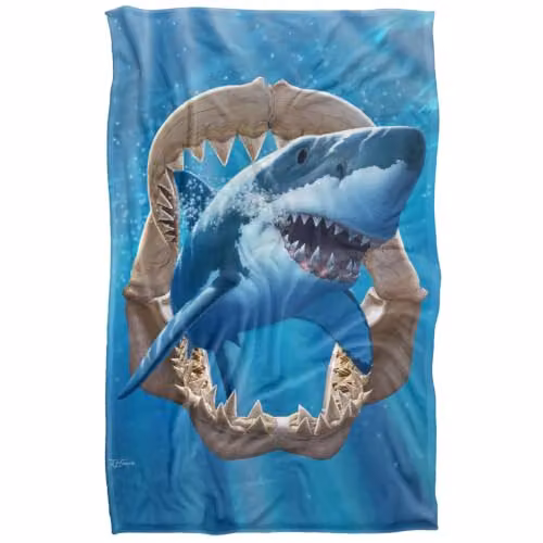 JQ Licensing Shark Hunting Silky Touch Super Soft Fleece Throw Blanket, Blue, W: 91 cm, D: 147 cm
