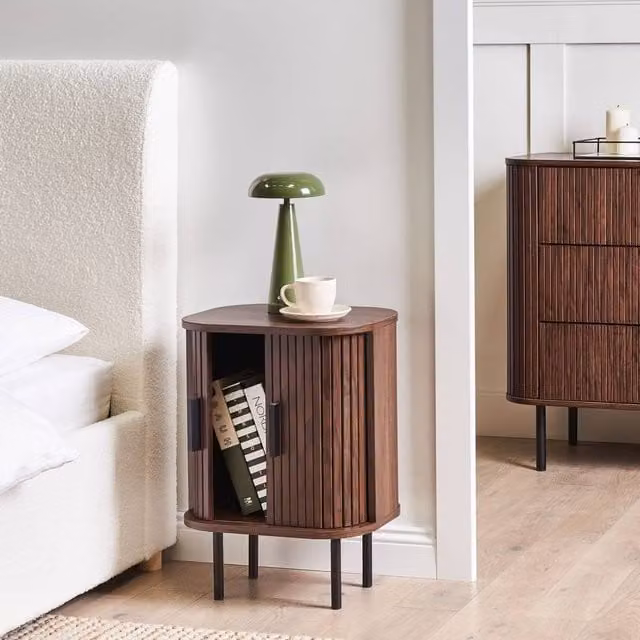 Wyld and Coco Retro Nightstand with Sliding Doors in Brown MDF and Pine, W/D/H: 40 x 30 x 1 cm