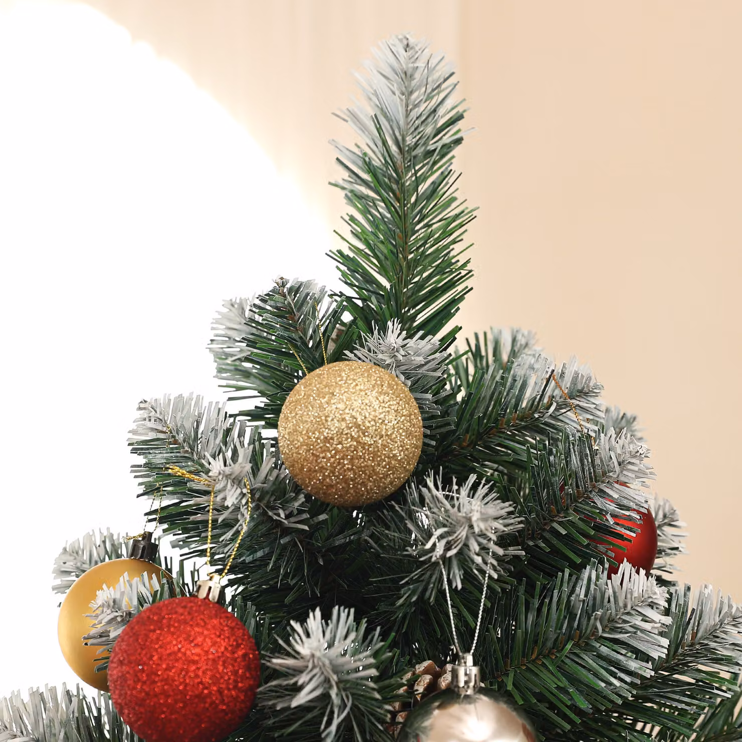 HOMCOM 6ft Artificial Pine Christmas Tree with 774 Branch Tips and Steel Base, Green – 9