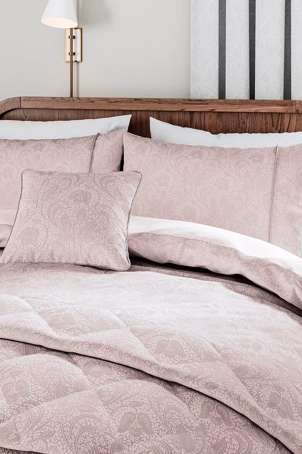 1951 Ashleigh Pink Floral Jacquard Duvet Cover and Pillowcase Set, W: 180 cm, H: 200 cm – 2