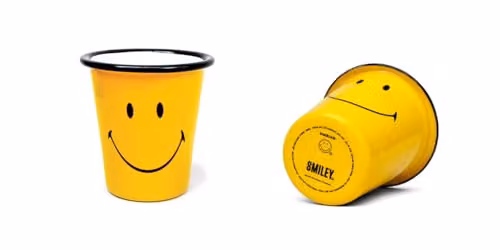 Suck UK Smiley Enamel Tumbler in Yellow, 10oz
