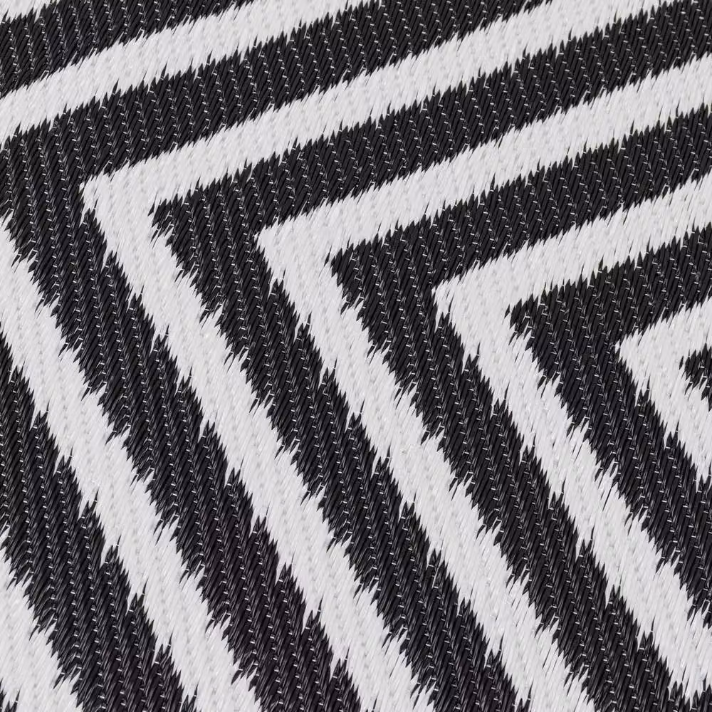 JVL Mosaic Tile Design Reversible Outdoor Patio Rug in Black, W/D: 120 x 170 cm – 4