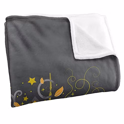 Warner Brothers Harry Potter Watercolor Hufflepuff Crest Fleece Blanket in White and Multicolour, W/D/H: 152 x 127 cm – 2