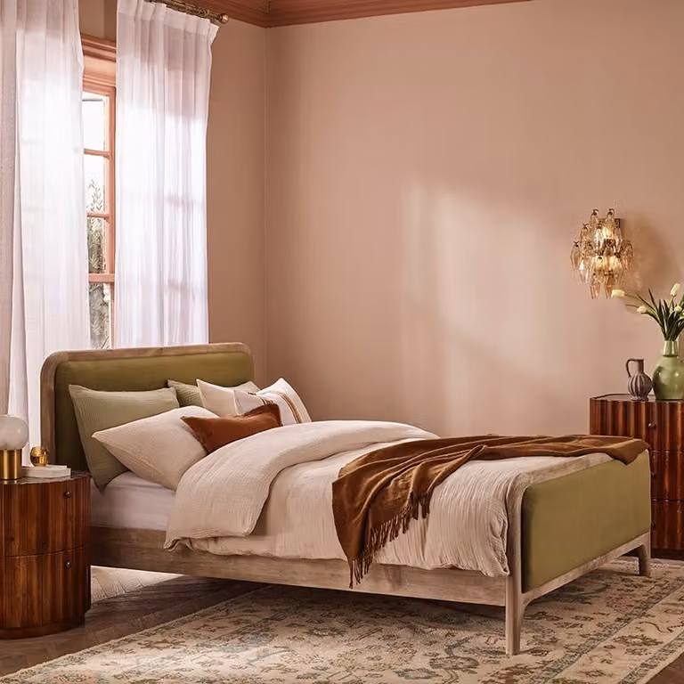 Atkin & Thyme Mabel Kingsize Bed in Mango Wood and Green Velvet, W/D/H: 180 x 200 cm