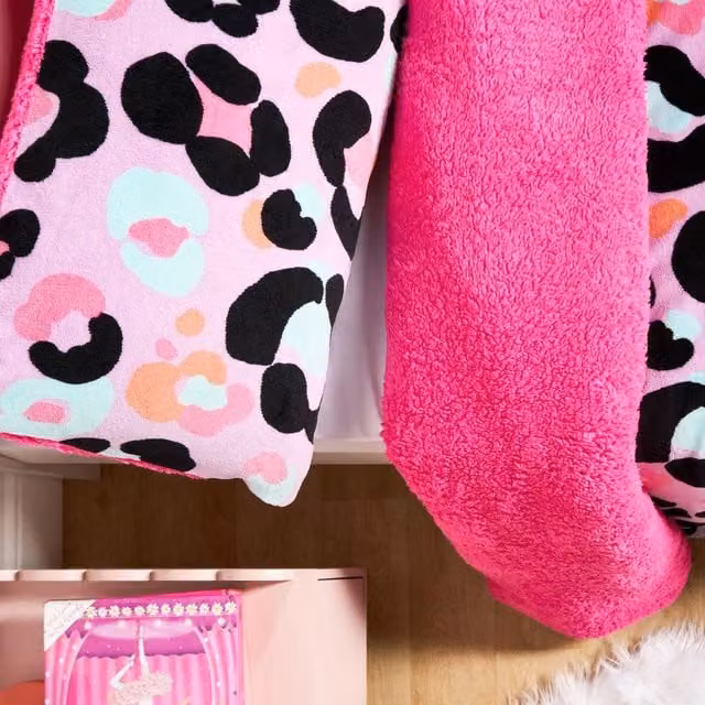 OHS Leopard Print Fleece Duvet Cover Set in Purple and Pink
