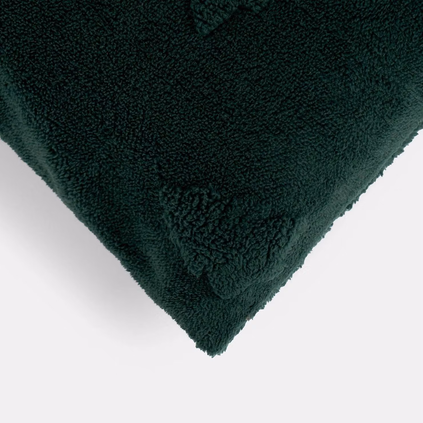 OHS 4 Pack Green Tufted Winter Tree Sherpa Cushion Covers, W/D/H: 45 x 45 x 45 cm – 4