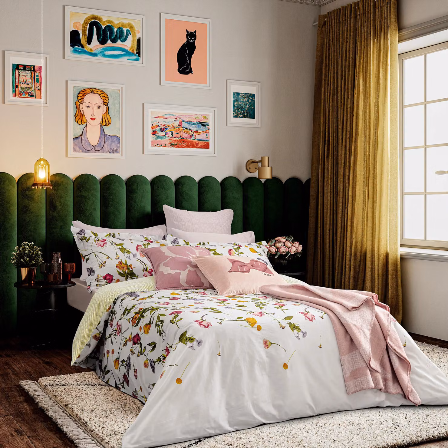 Ted Baker Scattered Bouquet Reversible Cotton Percale Duvet Cover and Pillowcase Set in White and Multicolour, W: 200 cm x L: 200 cm – 4