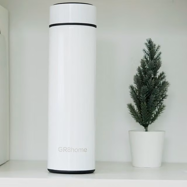Gr8 Home White Vacuum Flask Water Bottle with Temperature Display, 500ml