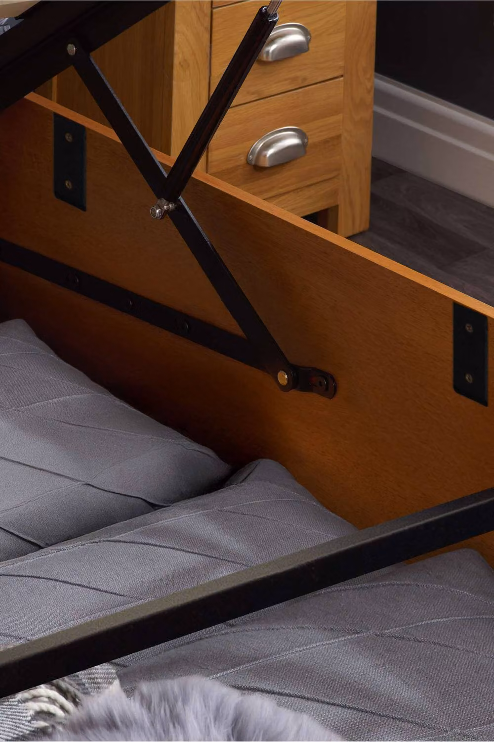 Birlea Phoenix Ottoman Storage Bed Frame in Brown, King Size – 2