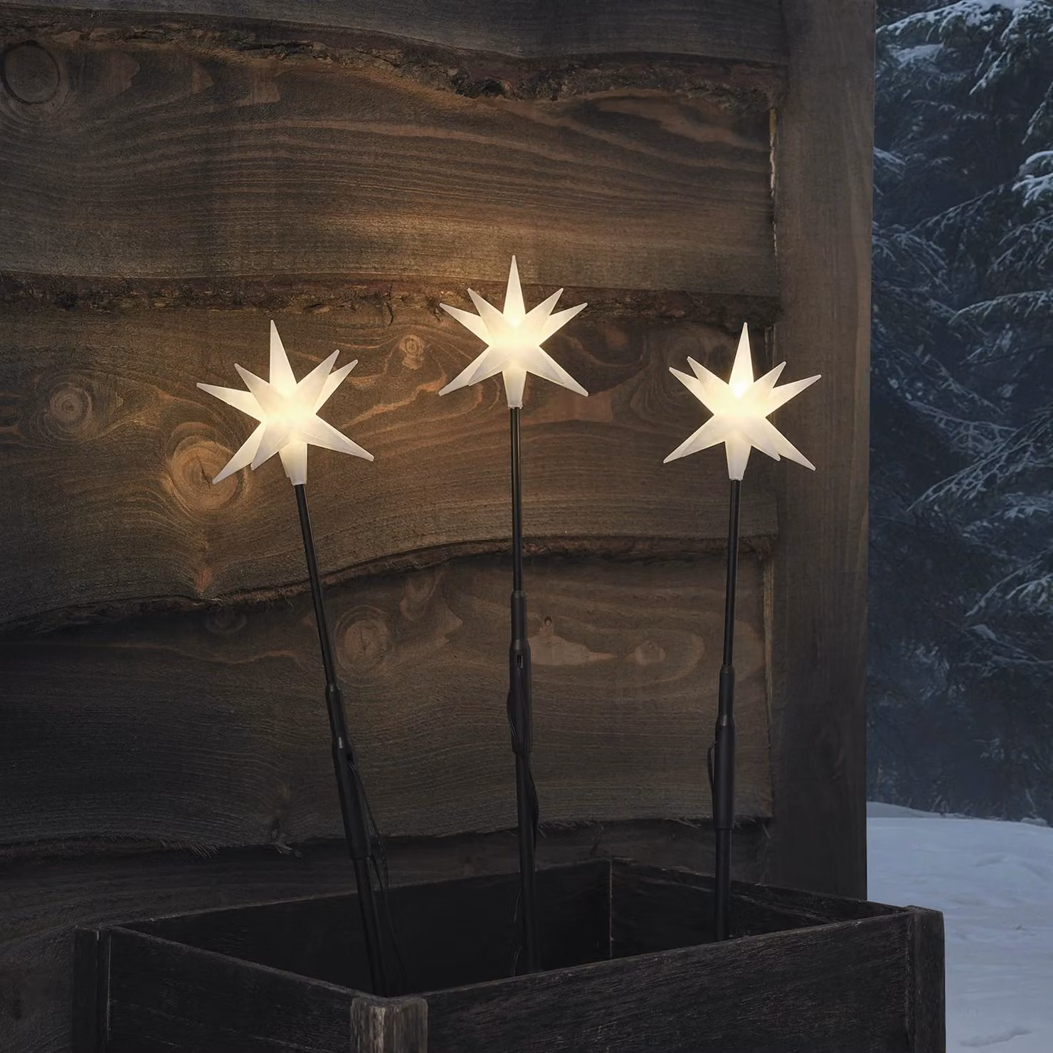 Lights4fun Set of 3 Outdoor Christmas 3D Starburst Stake Lights, Warm White Micro LEDs, Battery Operated with Timer – 1