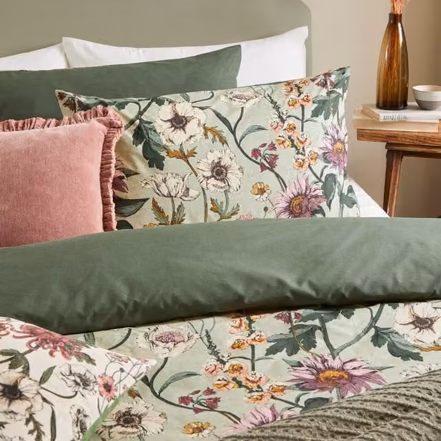 Make it a Home Wallflower Botanical Cotton Duvet Cover Set in Green