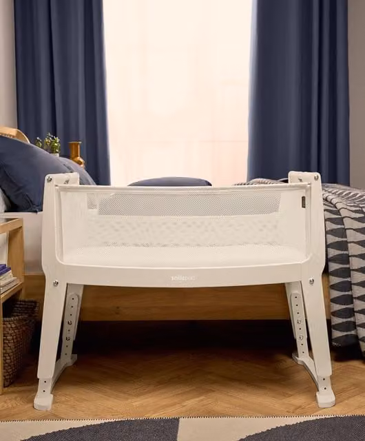 SnuzPod Studio Bedside Crib in Cashmere