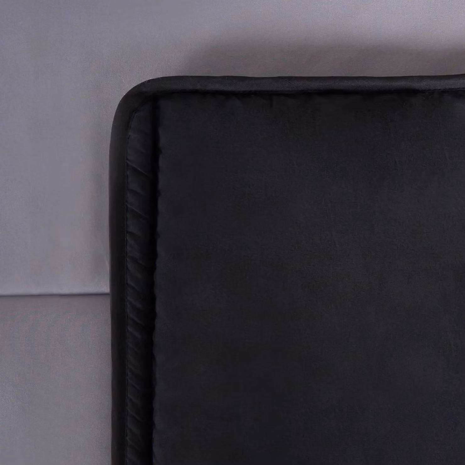 OHS King Size 10.5 TOG Hollow Fibre Duvet and Pillowcase Set in Black – 3