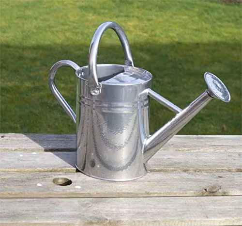 St Helens Home & Garden 4 Litre Lightweight Metal and Chrome Watering Can in Silver with Removable Rose – 3