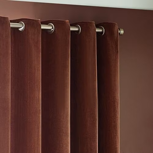 Riva Home Brown Chenille Velvet Eyelet Curtain Pair, H 229 cm x W 137 cm – 2