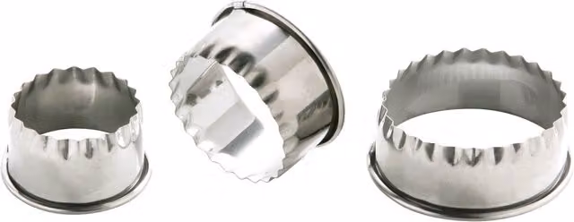 Orsina Set of 3 Round Stainless Steel Pastry and Cookie Cutters, Silver
