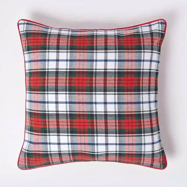 Homescapes Cotton Tartan Cushion Cover in Red Multicolour, W: 50 cm, H: 30 cm