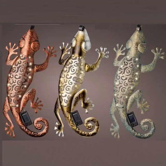 Lumineo Rustic Gecko Solar LED Garden Wall Art Hanging Light, White, Height: 51 cm