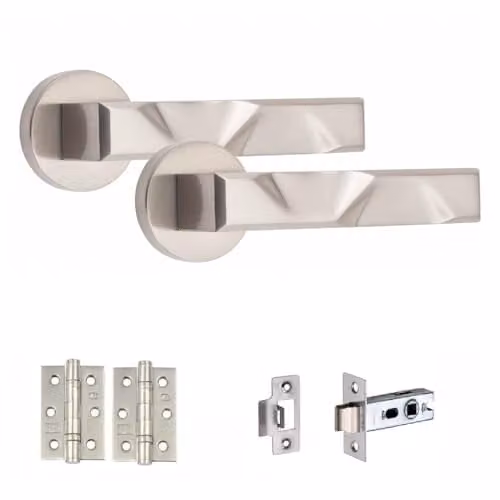 Golden Grace Nova Door Handles with 2.5 inch Latch in Chrome Silver – 1