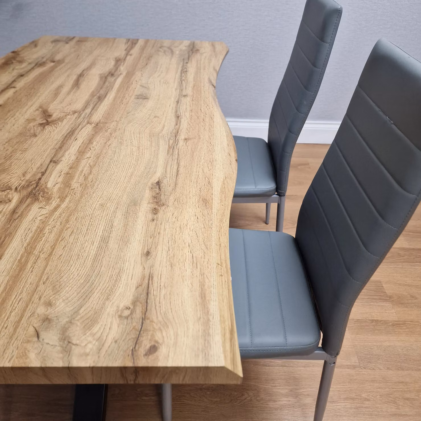KOSY KOALA Brown Wooden Rectangular Dining Table with 4 Grey Leather Chairs and X-Shaped Legs – 2