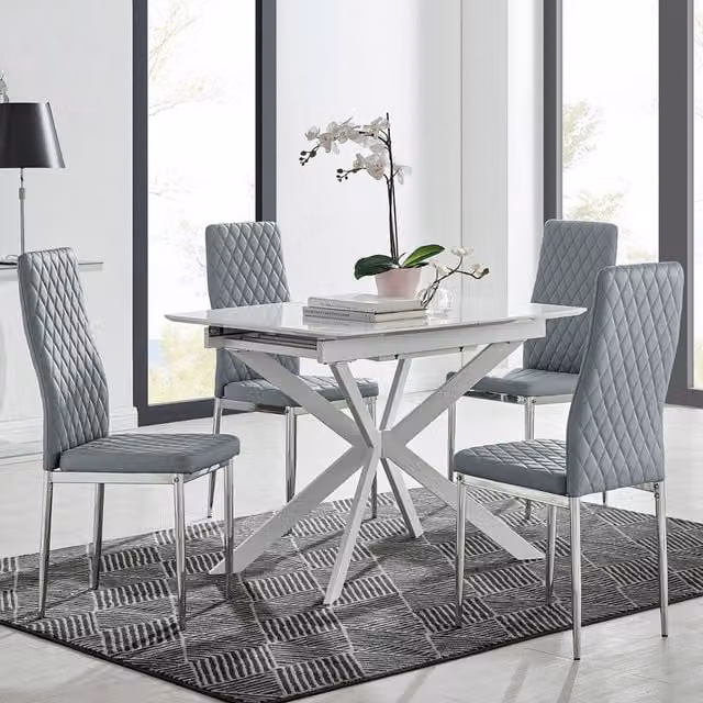 FurnitureboxUK LIRA 100 Extending Rectangular Glass Dining Table and 4 Milan Chairs in Grey