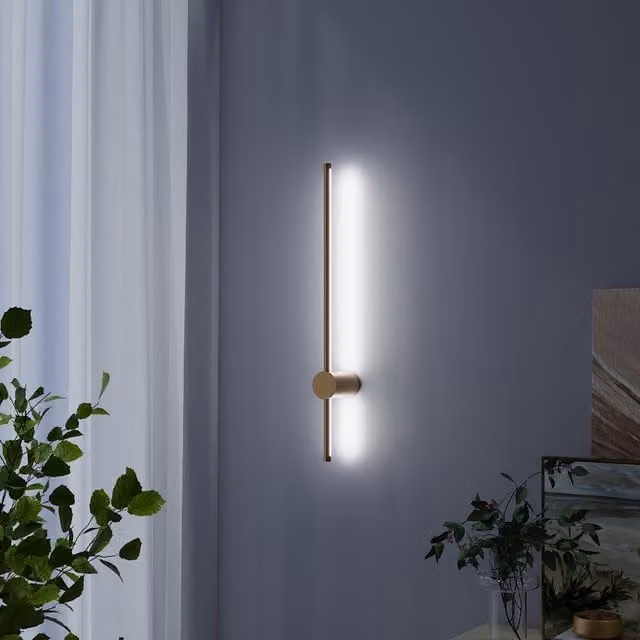 Lifeideas Rotatable LED Straight Wall Light in Gold and White, 60 cm, Cool White