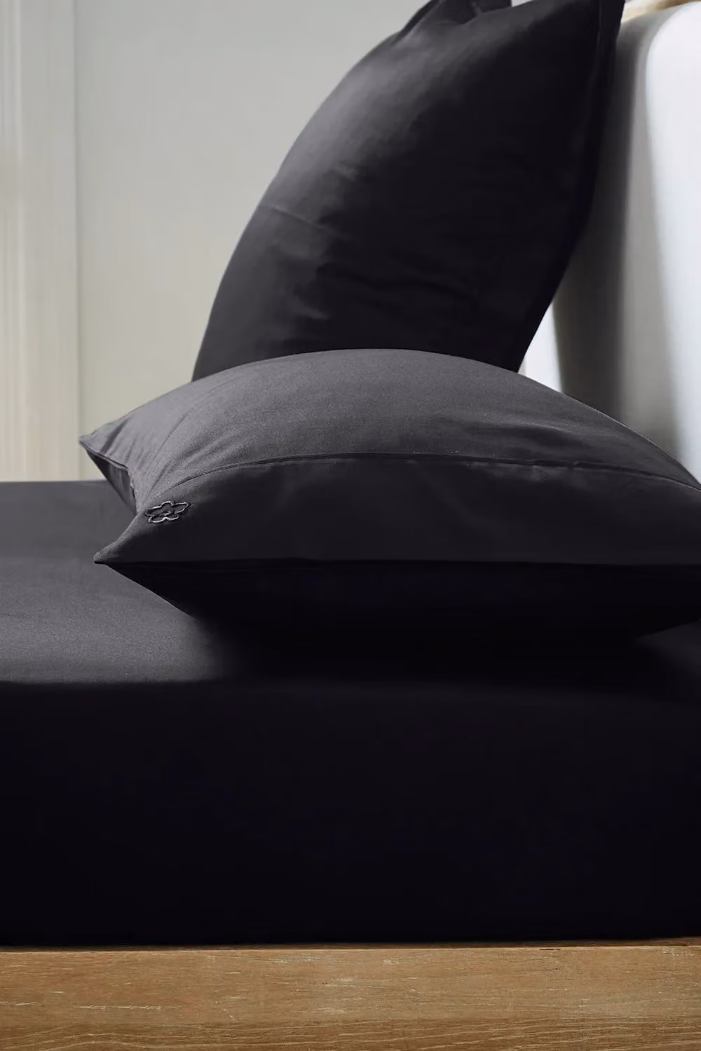 Ted Baker 250 Thread Count Mako Satin Cotton Plain Dye Fitted Sheet, Black, W/D/H: 140 x 200 cm – 2