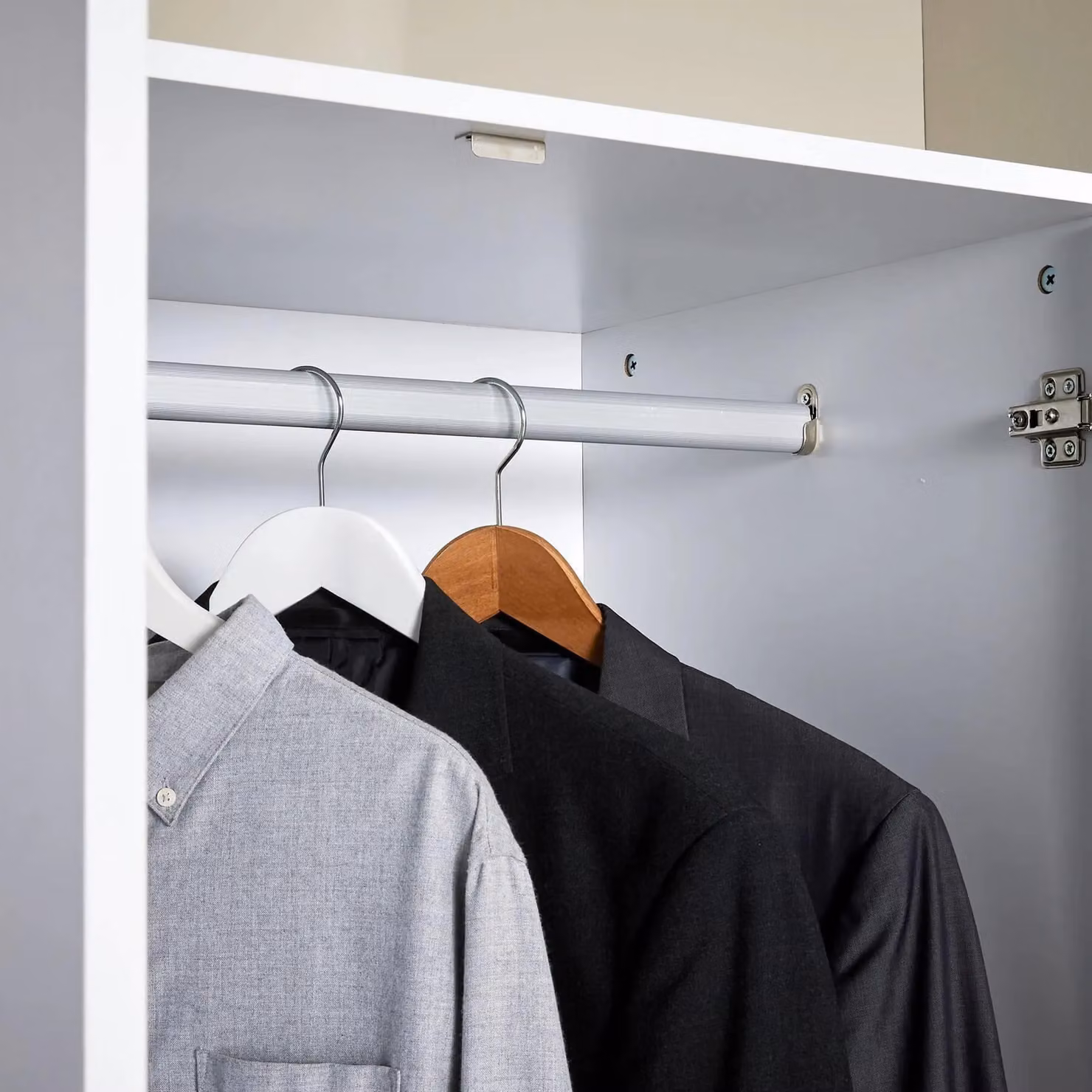Home Source Phoenix 2 Door 3 Drawer Wardrobe in White with Internal Shelves and Hanging Rod – 3