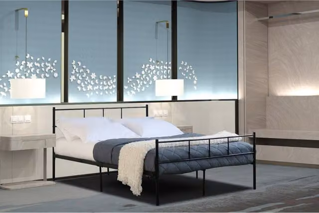Home Treats Modern Metal Double Bed Frame in Black, 140 x 200 cm
