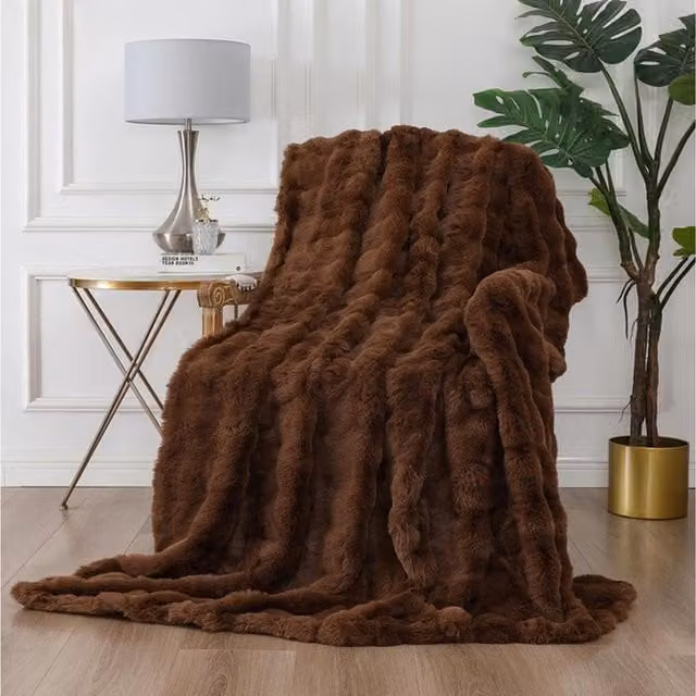 Rapport Home Luxury 3D Faux Fur Polyester Throw Blanket in Brown and Grey, W: 150 cm, L: 200 cm