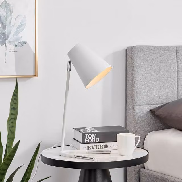 Furnitureboxuk IVO Adjustable Industrial Table Lamp with Bulb in White and Silver